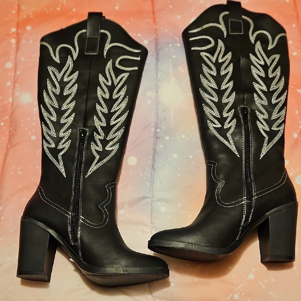Black Western-Style Women's Boots